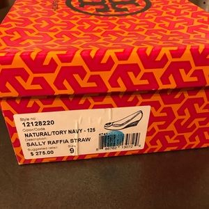 TORY BURCH Natural/Tory Navy Sally Raffia Wedges